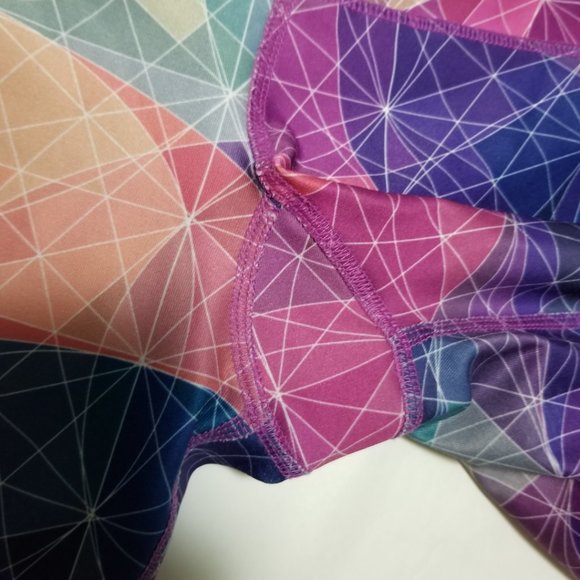 My Inner Fire Colorful Geometric Printed Recycled Polyester Leggings - Picture 5 of 6